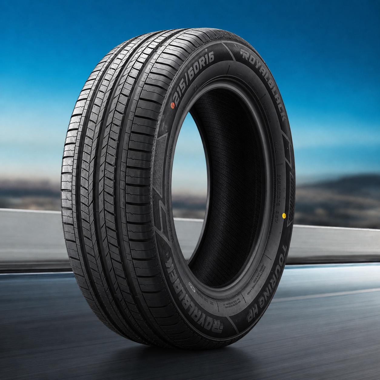 Tire 215/60 R16 95V